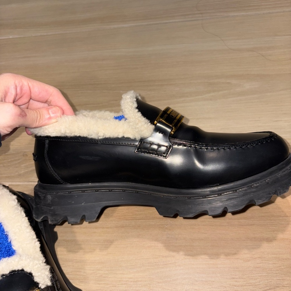Christian Dior Shearling loafers - Picture 2 of 7